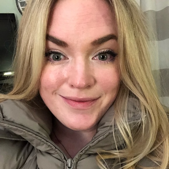 Meet your Posher, Andrea - Picture 1 of 1